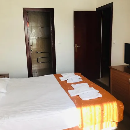 Beautiful Two Bedroom 4th Floor In Elegant Luxe With Pool, Sauna, Gym And Steam Банско